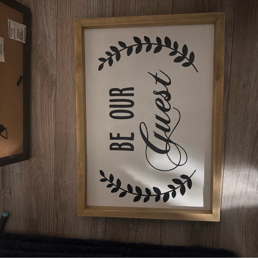 Be our guest Wall Decor Sign